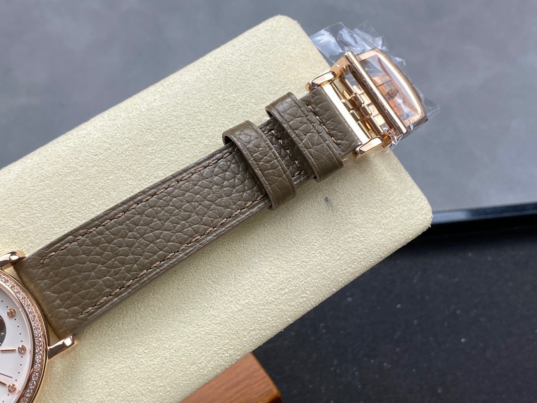 IWC Focus on big factory goods