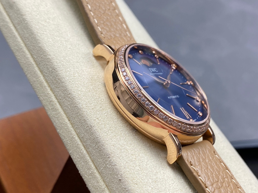 IWC Focus on big factory goods