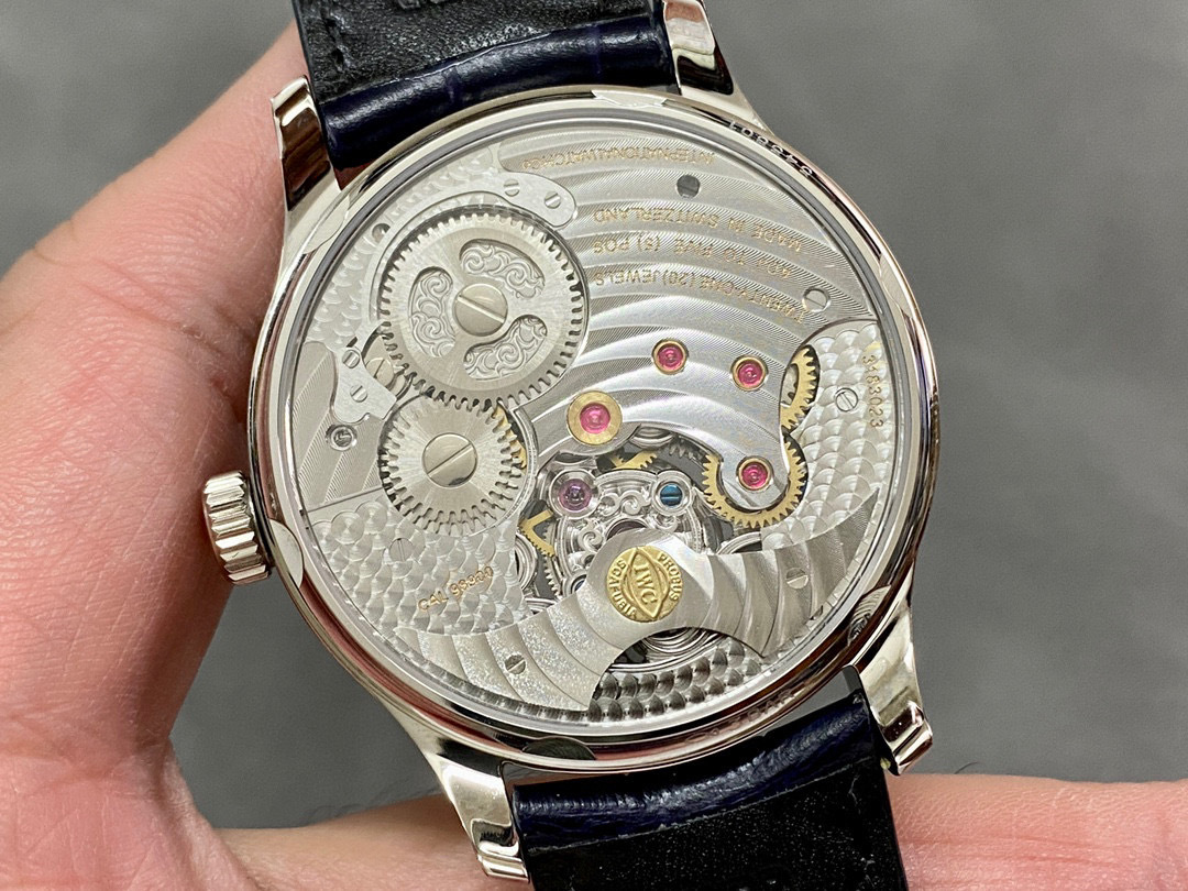 IWC Focus on big factory goods