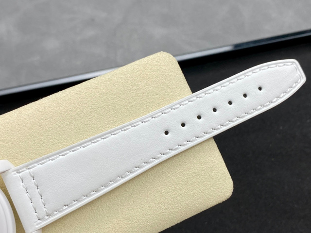 IWC Focus on big factory goods