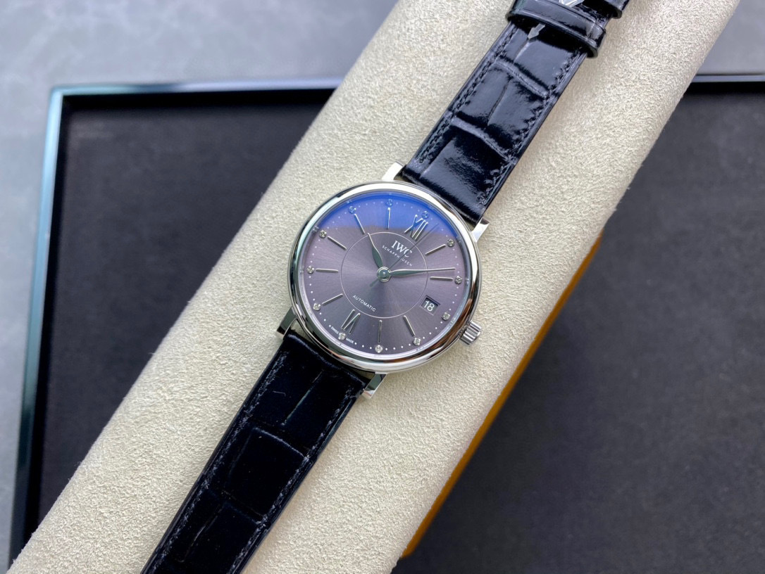 IWC Focus on big factory goods
