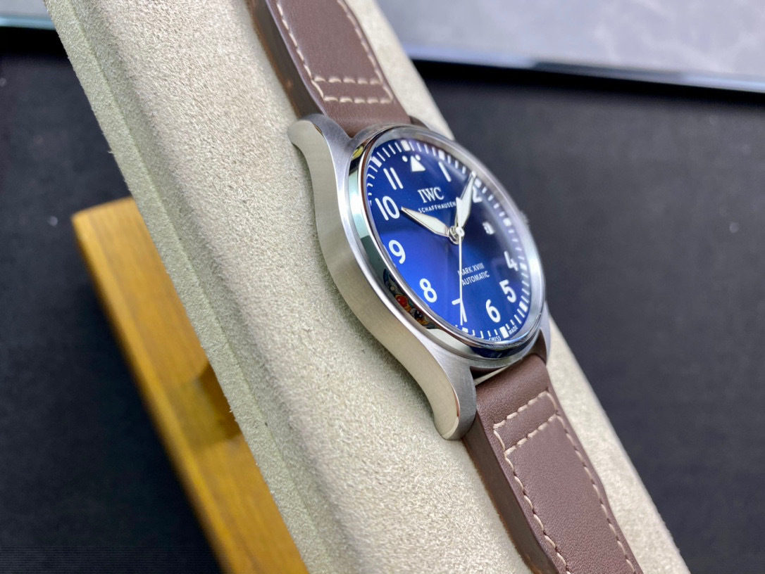 IWC Fokus auf große Fabrikgüter