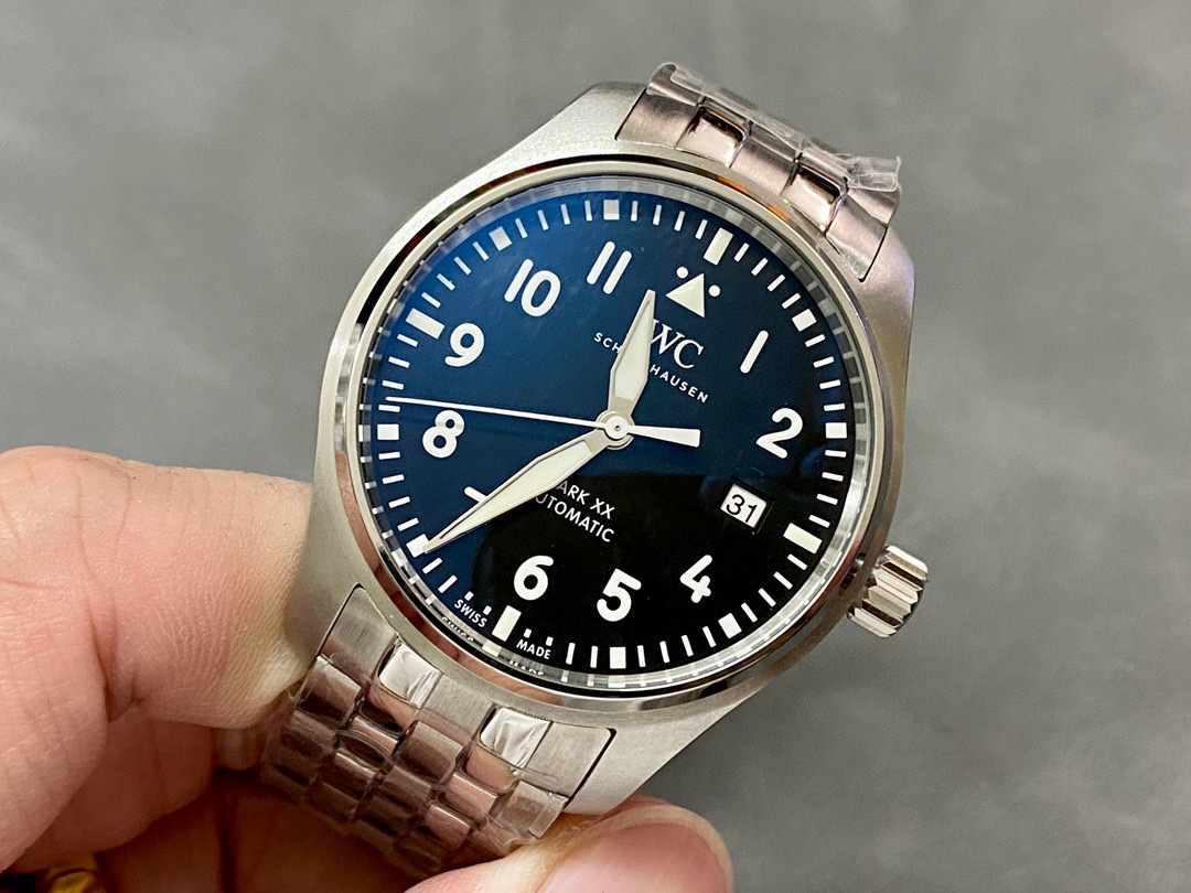 IWC Focus on big factory goods