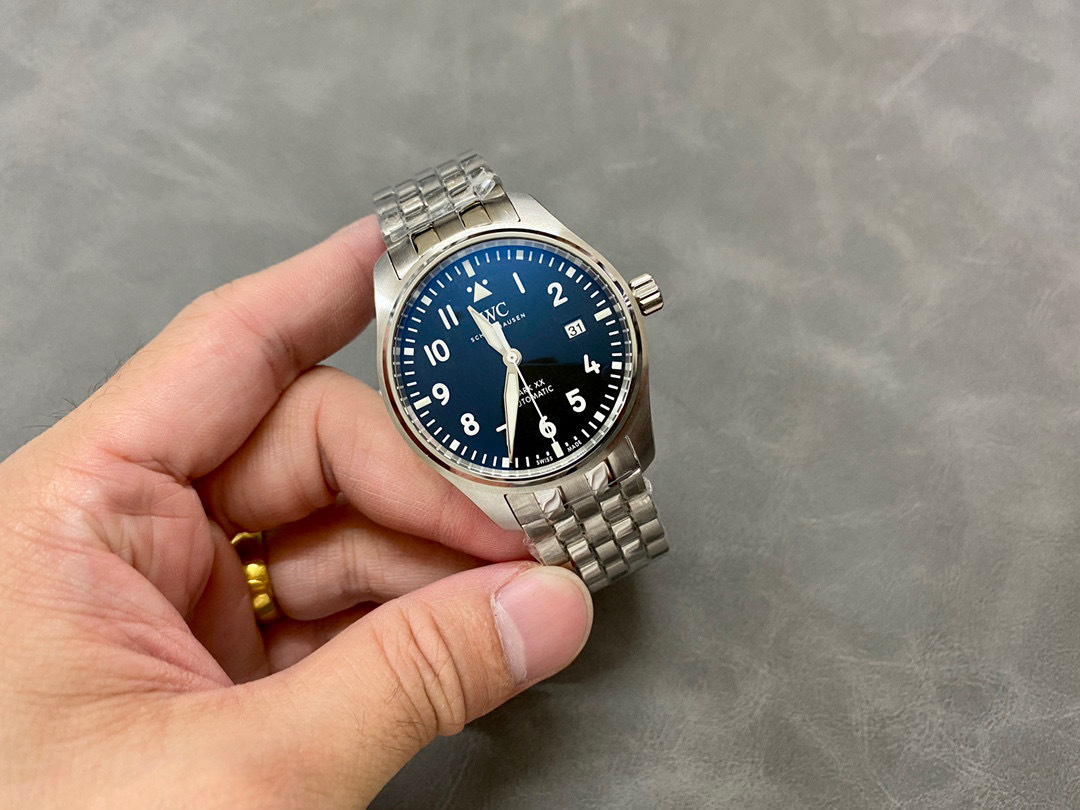 IWC Focus on big factory goods