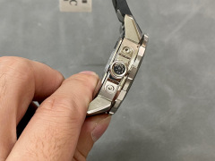 IWC Focus on big factory goods