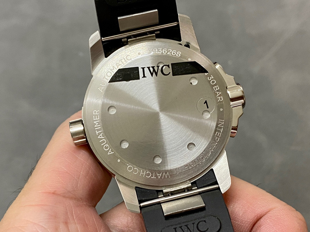 IWC Focus on big factory goods