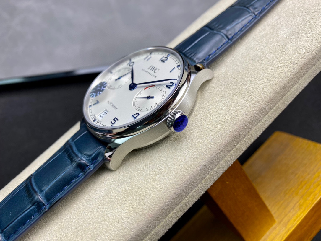 IWC Focus on big factory goods