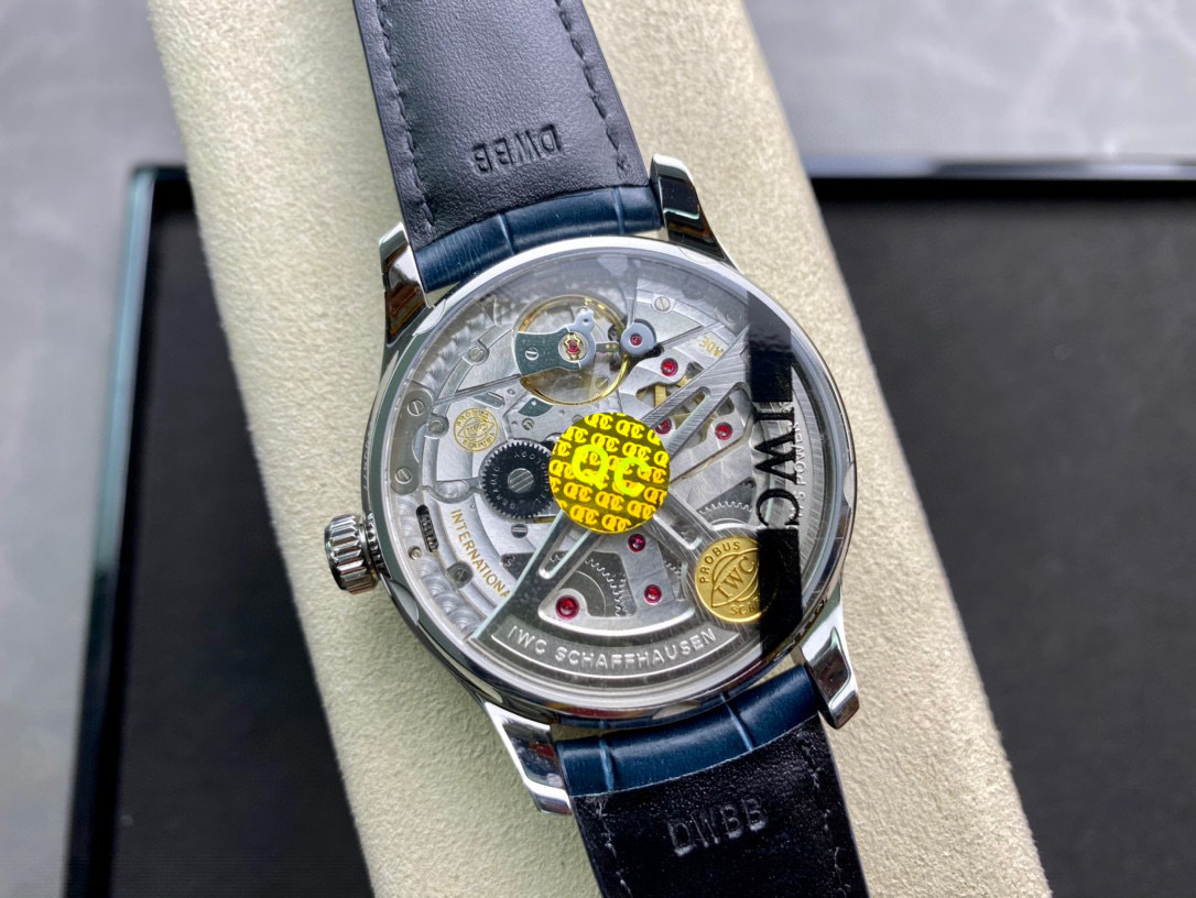 IWC Focus on big factory goods
