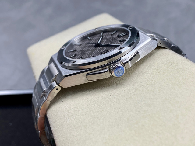 IWC Fokus pada barangan kilang besar