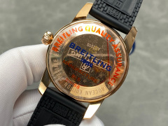Breitling Focus on big factory goods