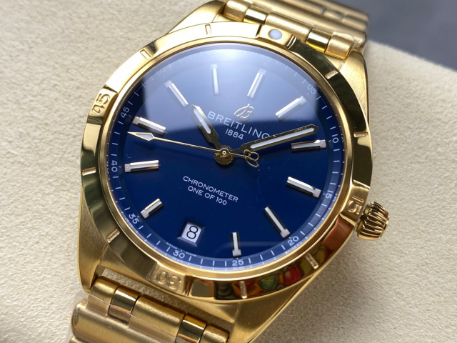 Breitling Focus on big factory goods