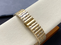 Breitling Focus on big factory goods