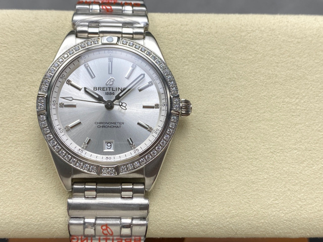 Breitling Focus on big factory goods