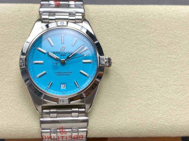 Breitling Focus on big factory goods