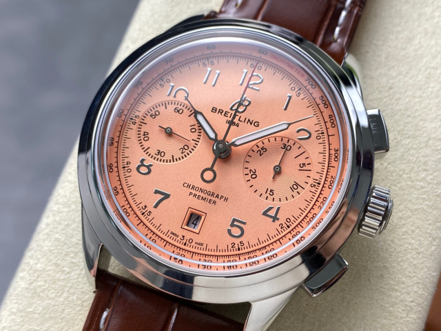 Breitling Focus on big factory goods