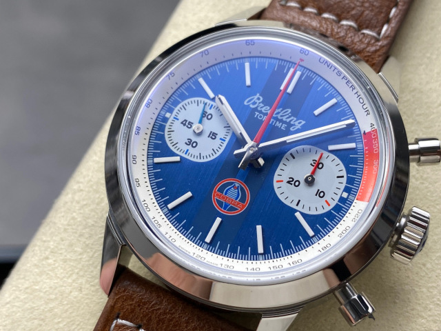 Breitling Focus on big factory goods