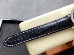 Breitling Focus on big factory goods