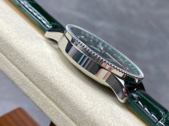 Breitling Focus on big factory goods