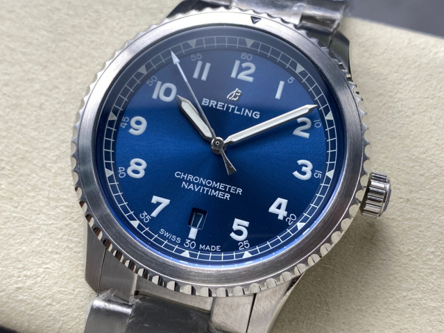 Breitling Focus on big factory goods