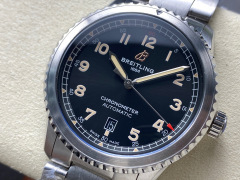 Breitling Focus on big factory goods