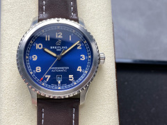 Breitling Focus on big factory goods