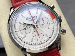 Breitling Focus on big factory goods