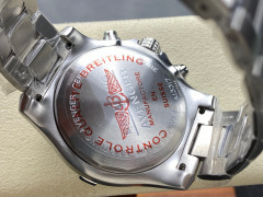 Breitling Focus on big factory goods