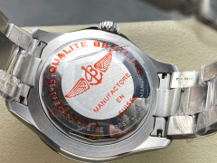 Breitling Focus on big factory goods