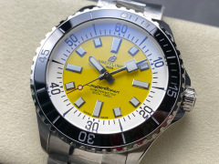 Breitling Focus on big factory goods
