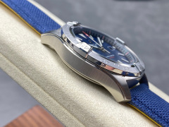 Breitling Focus on big factory goods