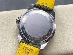 Breitling Focus on big factory goods