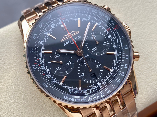 Breitling Focus on big factory goods