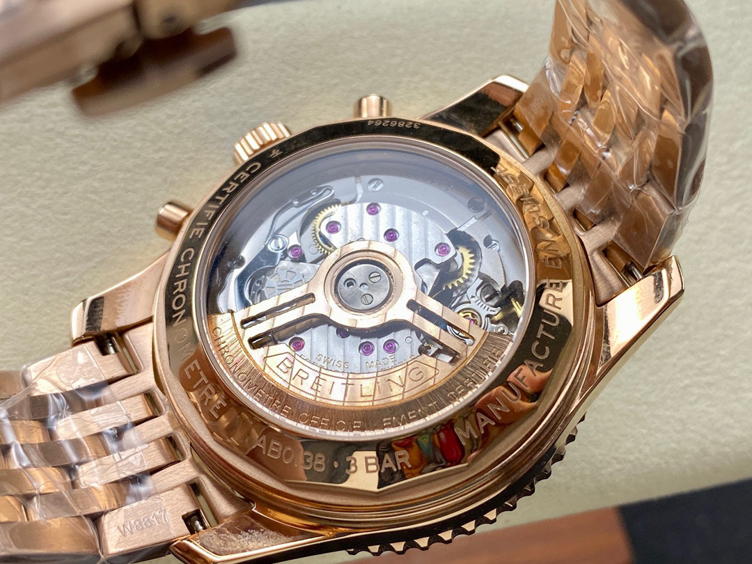 Breitling Focus on big factory goods