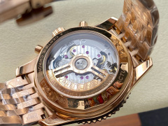 Breitling Focus on big factory goods