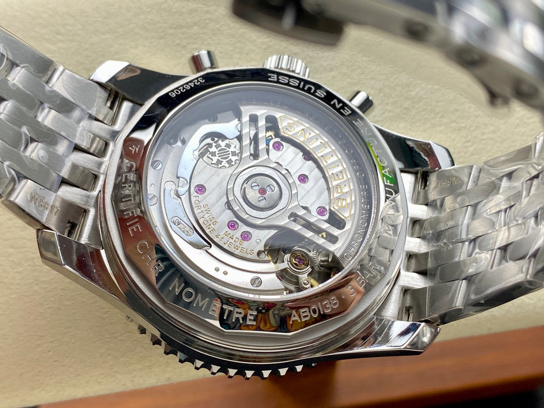 Breitling Focus on big factory goods