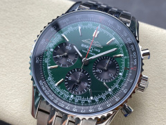 Breitling Focus on big factory goods