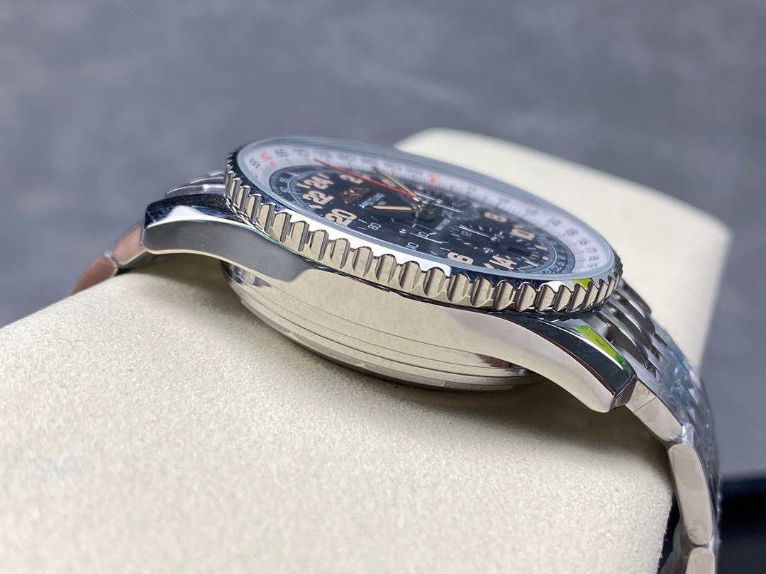 Breitling Focus on big factory goods