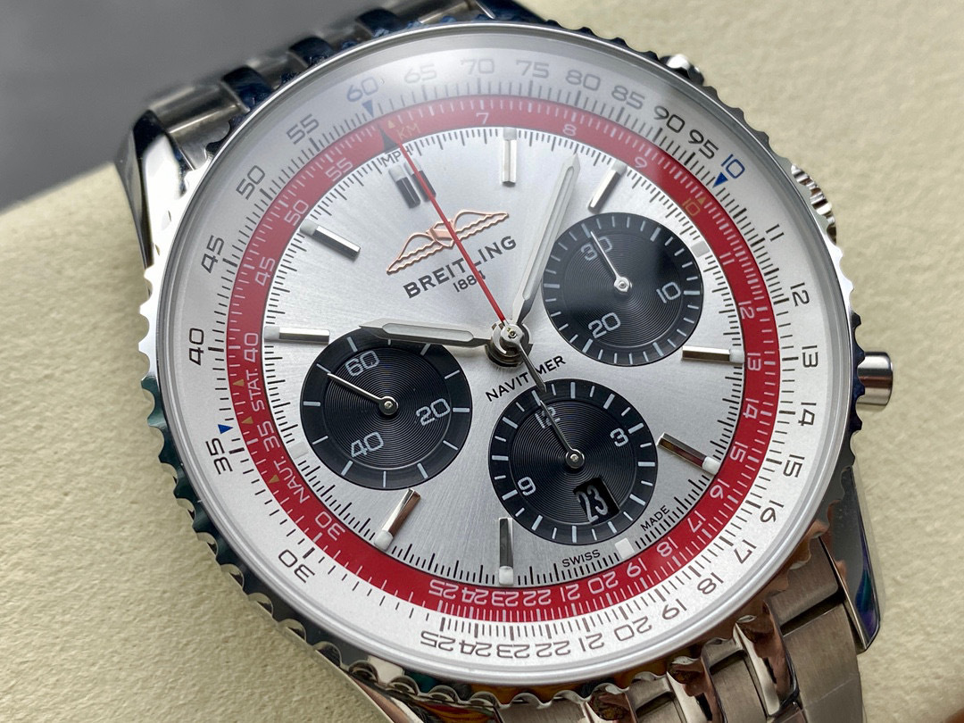 Breitling Focus on big factory goods