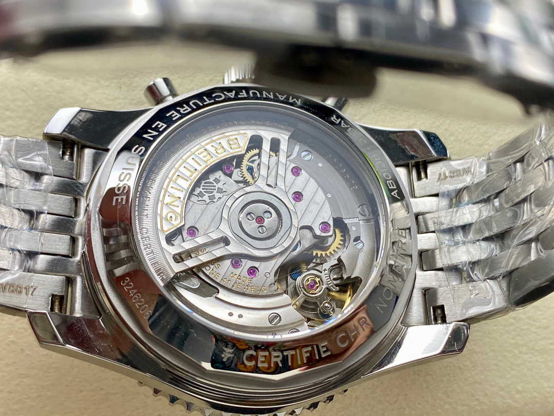 Breitling Focus on big factory goods