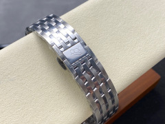 Breitling Focus on big factory goods