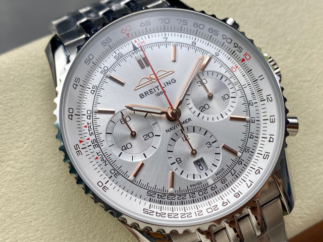 Breitling Focus on big factory goods