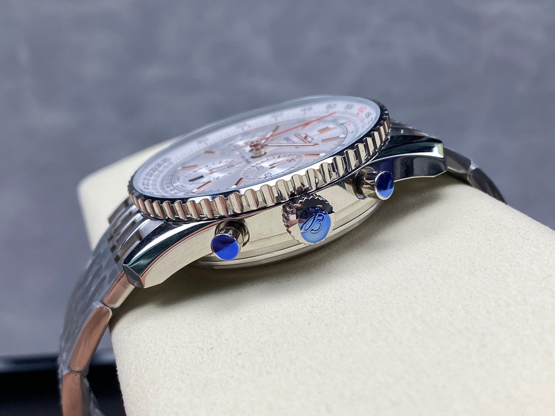 Breitling Focus on big factory goods