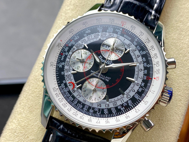 Breitling Focus on big factory goods