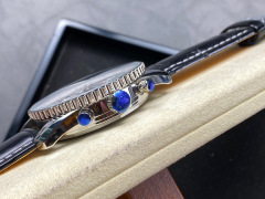 Breitling Focus on big factory goods