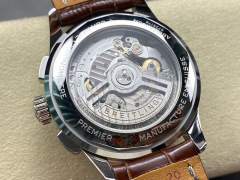 Breitling Focus on big factory goods