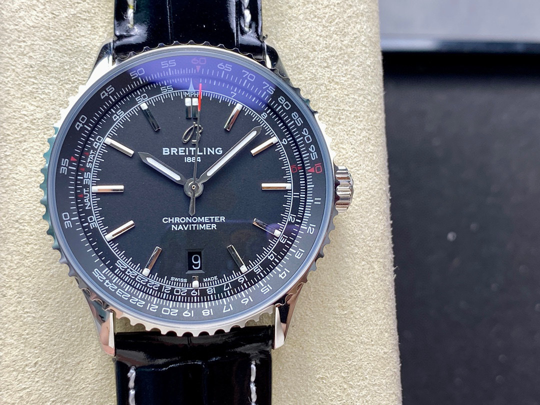Breitling Focus on big factory goods