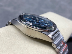 Breitling Focus on big factory goods