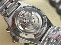Breitling Focus on big factory goods