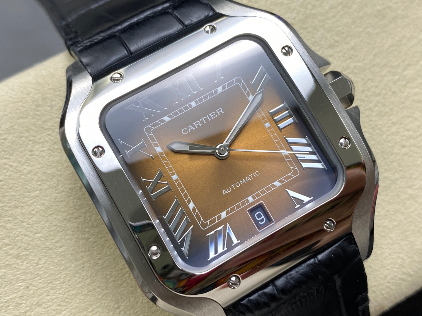 Cartier Focus on big factory goods