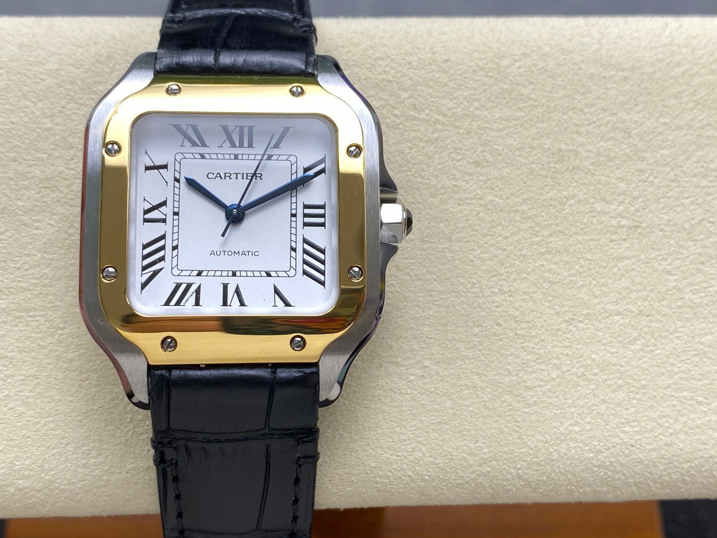 Cartier Focus on big factory goods